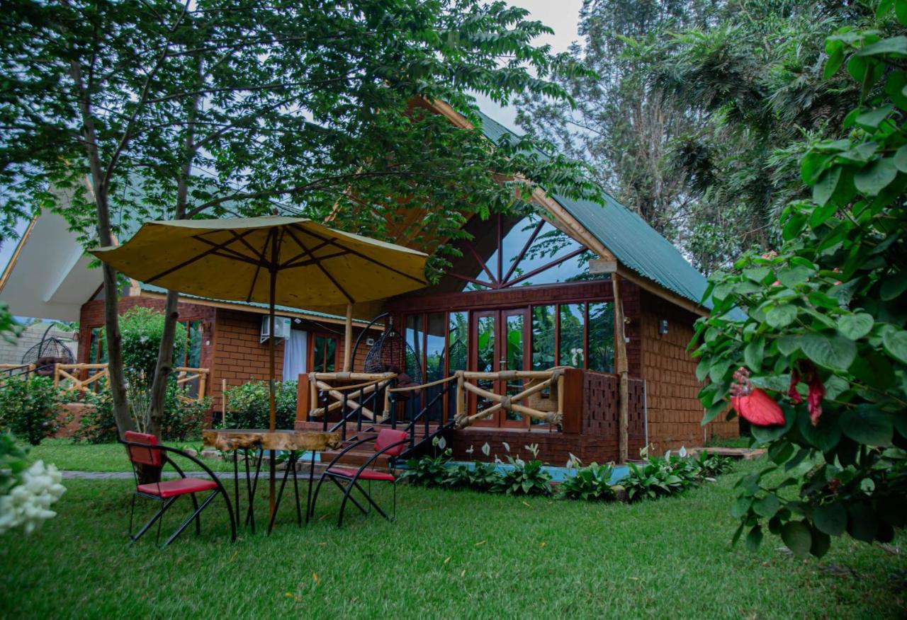 Shose Farmhouse Chalets & Campsite Moshi Luaran gambar