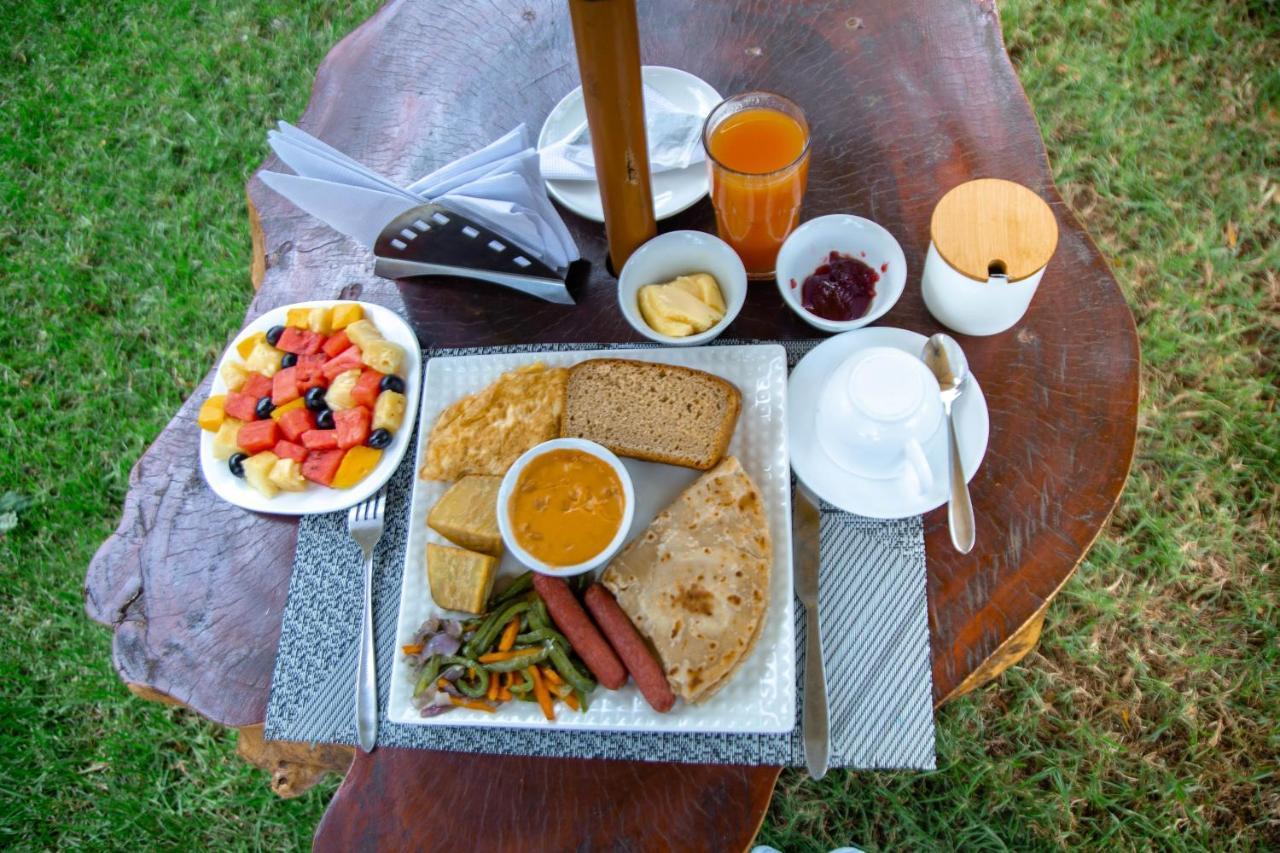 Shose Farmhouse Chalets & Campsite Moshi Luaran gambar
