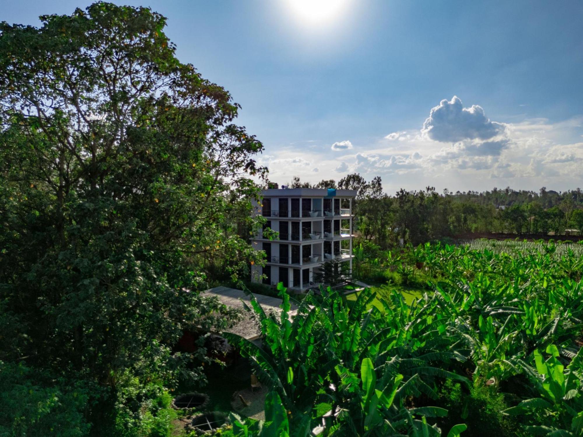 Shose Farmhouse Chalets & Campsite Moshi Luaran gambar