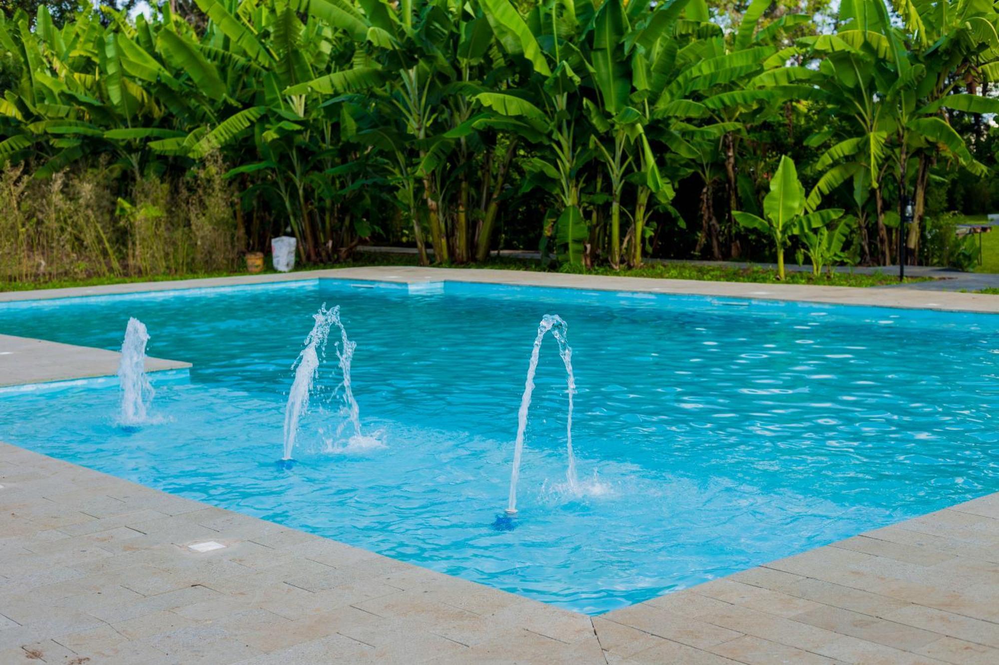 Shose Farmhouse Chalets & Campsite Moshi Luaran gambar